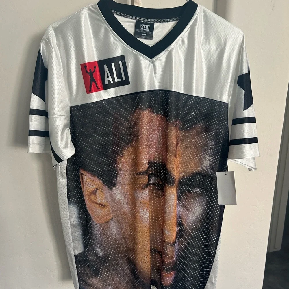 Nordstrom Brand Muhammad Ali Jersey Shirt Top Size Medium NWT Streetwear